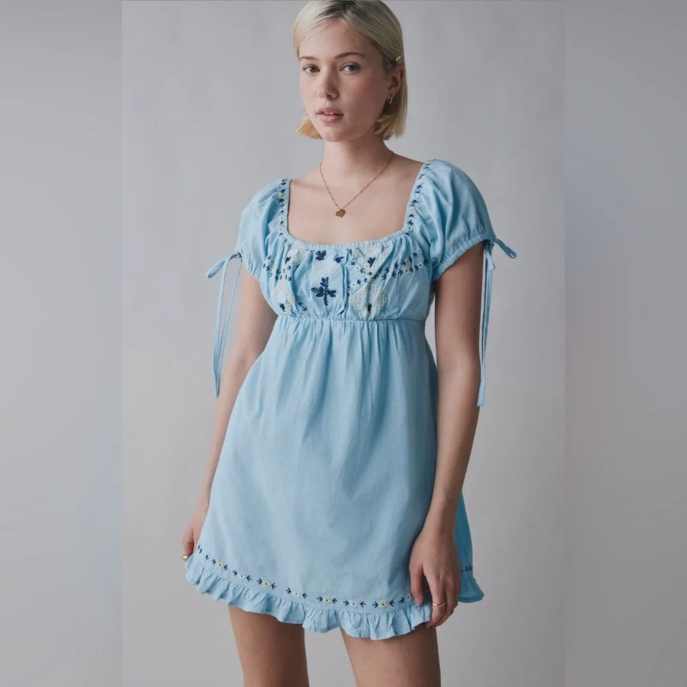 Kimchi Blue Marcella embroidered tie-back babydoll mini dress - Picture 3 of 4